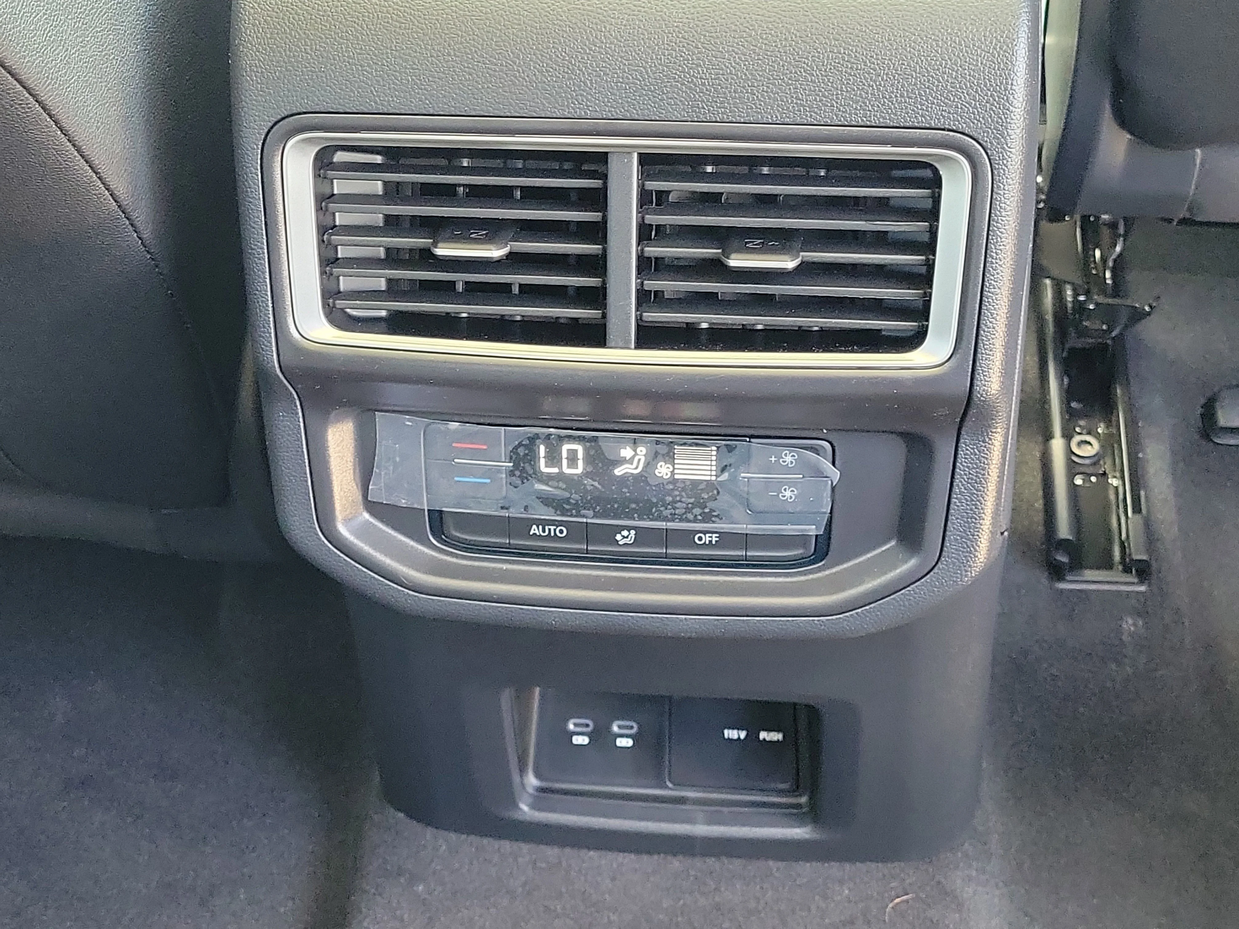New 2026 White Volkswagen 2.0T SE w/Technology image 6
