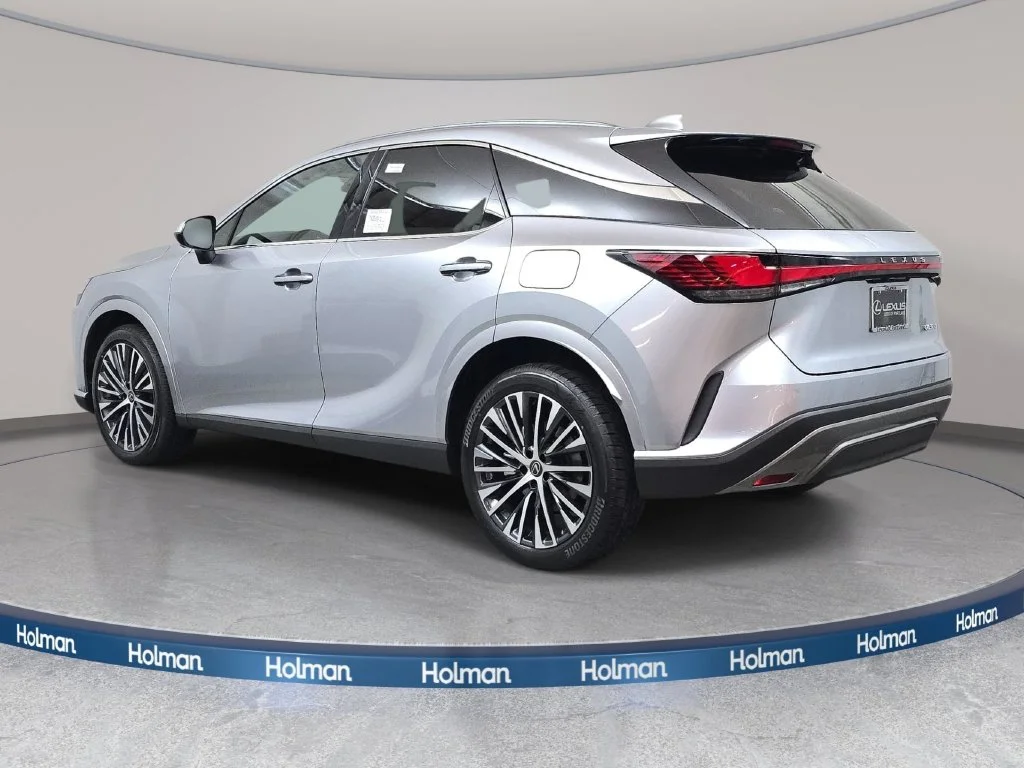 New 2026 Iridium Lexus PREMIUM PLUS image 7
