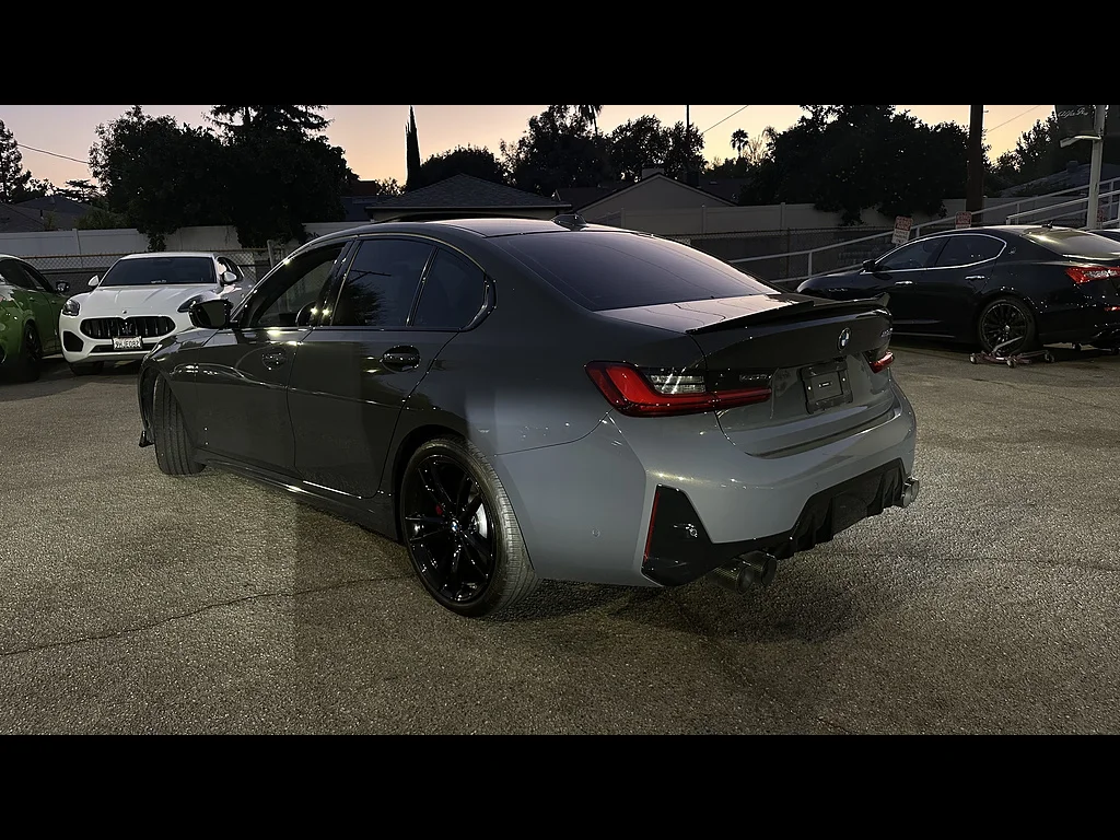 Used 2023 Dravit Grey Metallic BMW M340i image 3