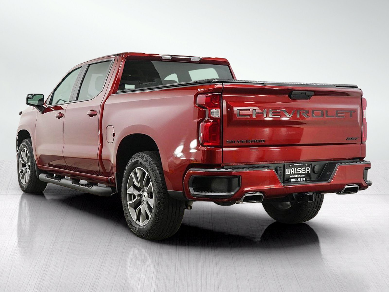Used 2021 CHERRY RED TINTCOAT Chevrolet RST image 3