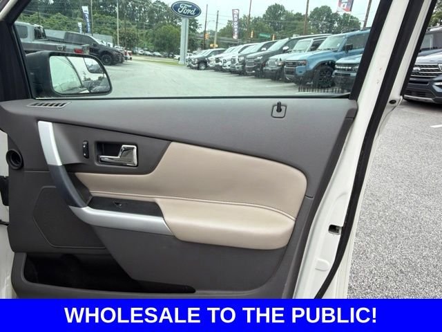 Used 2012 White Suede Ford SE image 7