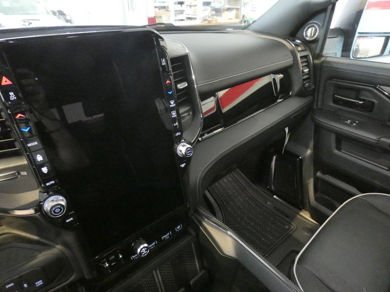 New 2026 Diamond Black Crystal Pearl-Coat Exterior Paint RAM Limited Mega Cab 6