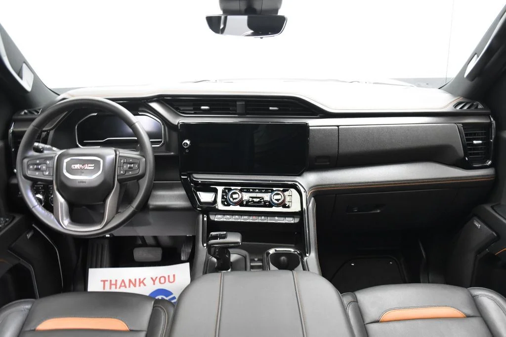 Used 2025 White GMC AT4 image 7