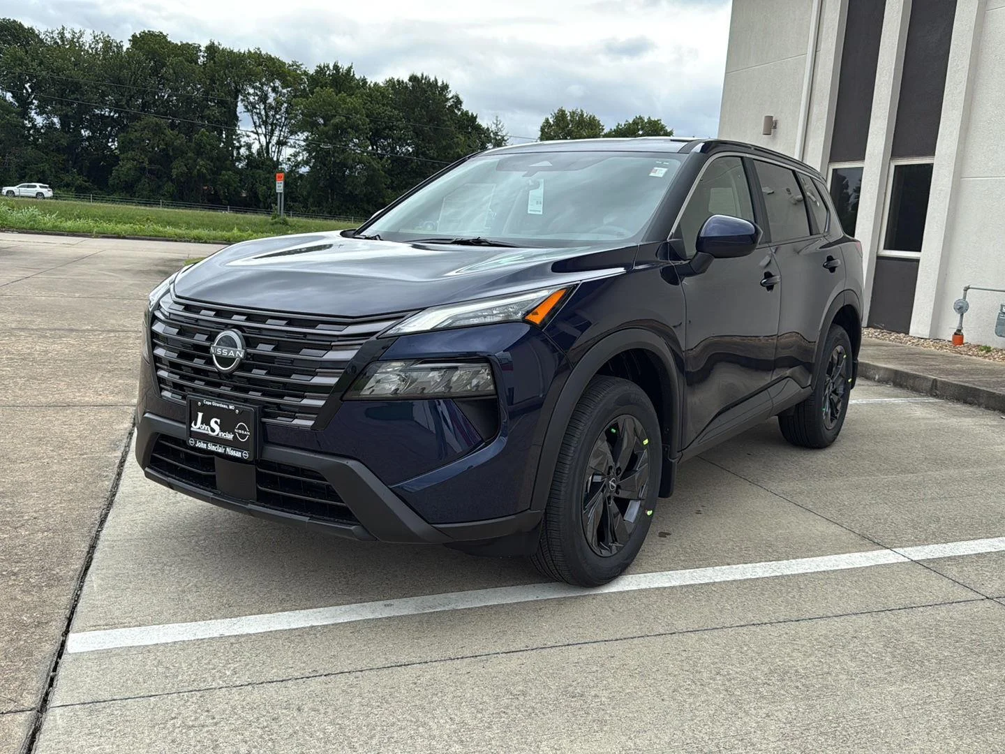 New 2026 DEEP OCEAN BLUE Nissan SV image 3