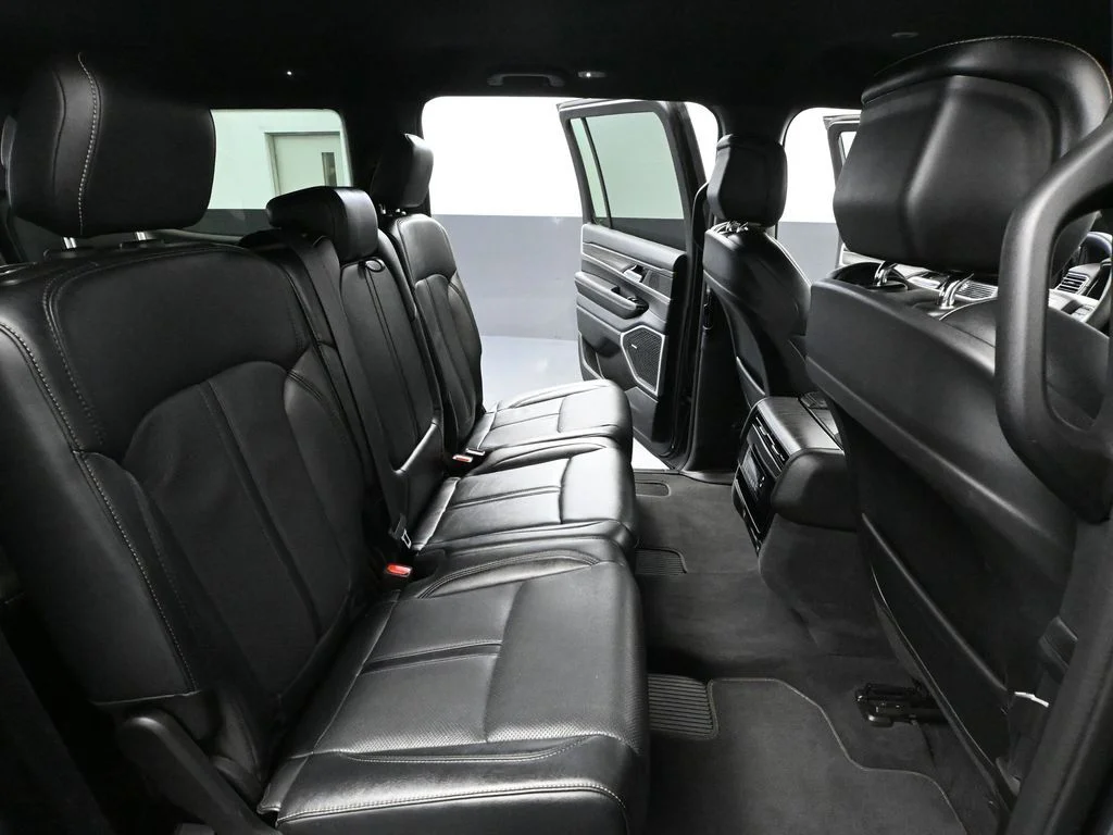 2024 Jeep Wagoneer Series II - Photo 47