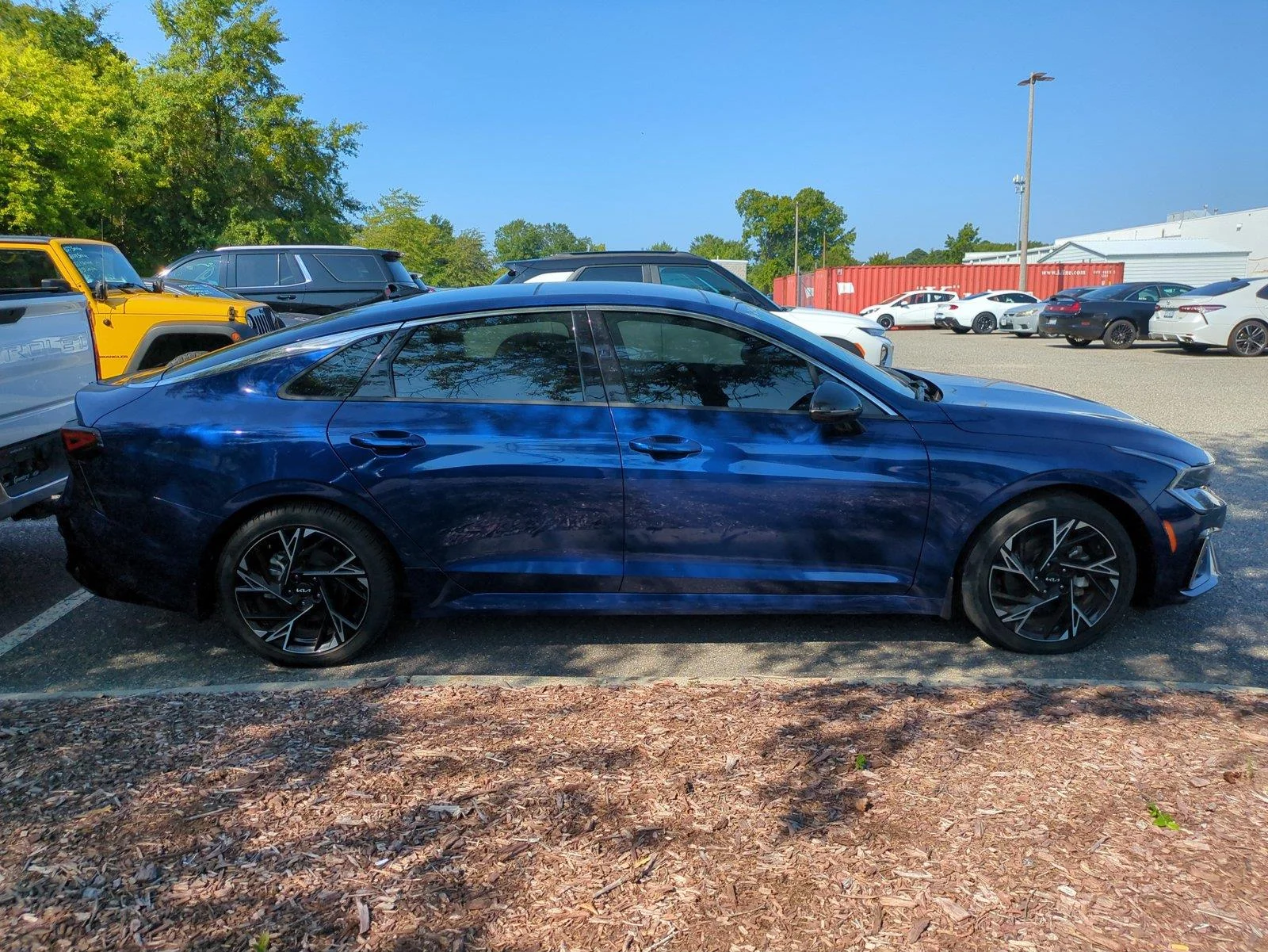 Used 2025 Yacht Blue Kia GT-Line image 3