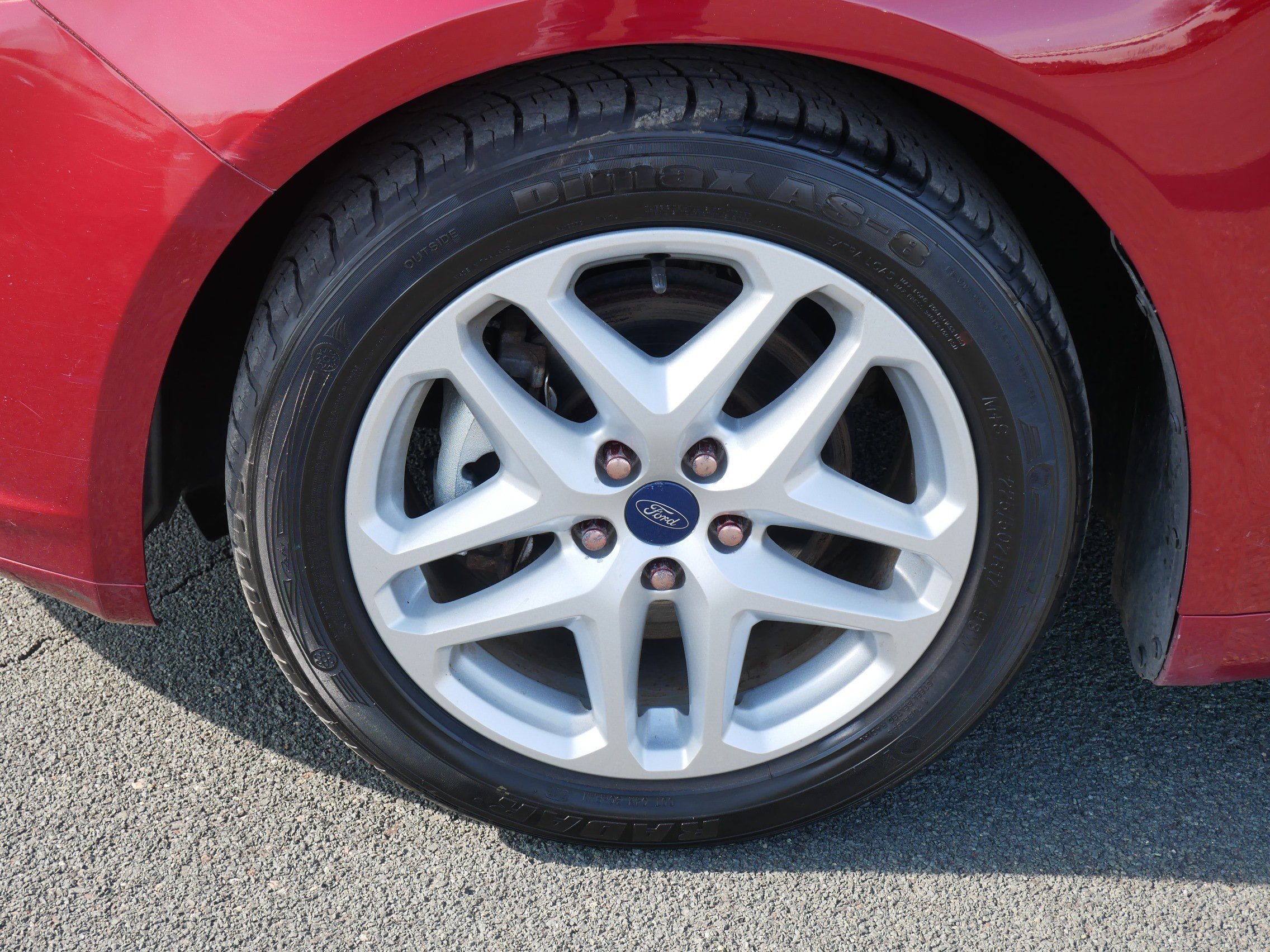 Used 2016 Ruby Red Metallic Tinted Clearcoat Ford SE image 9