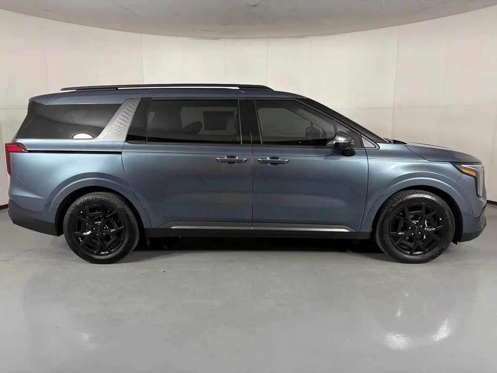 New 2026 Blue Kia SX image 8
