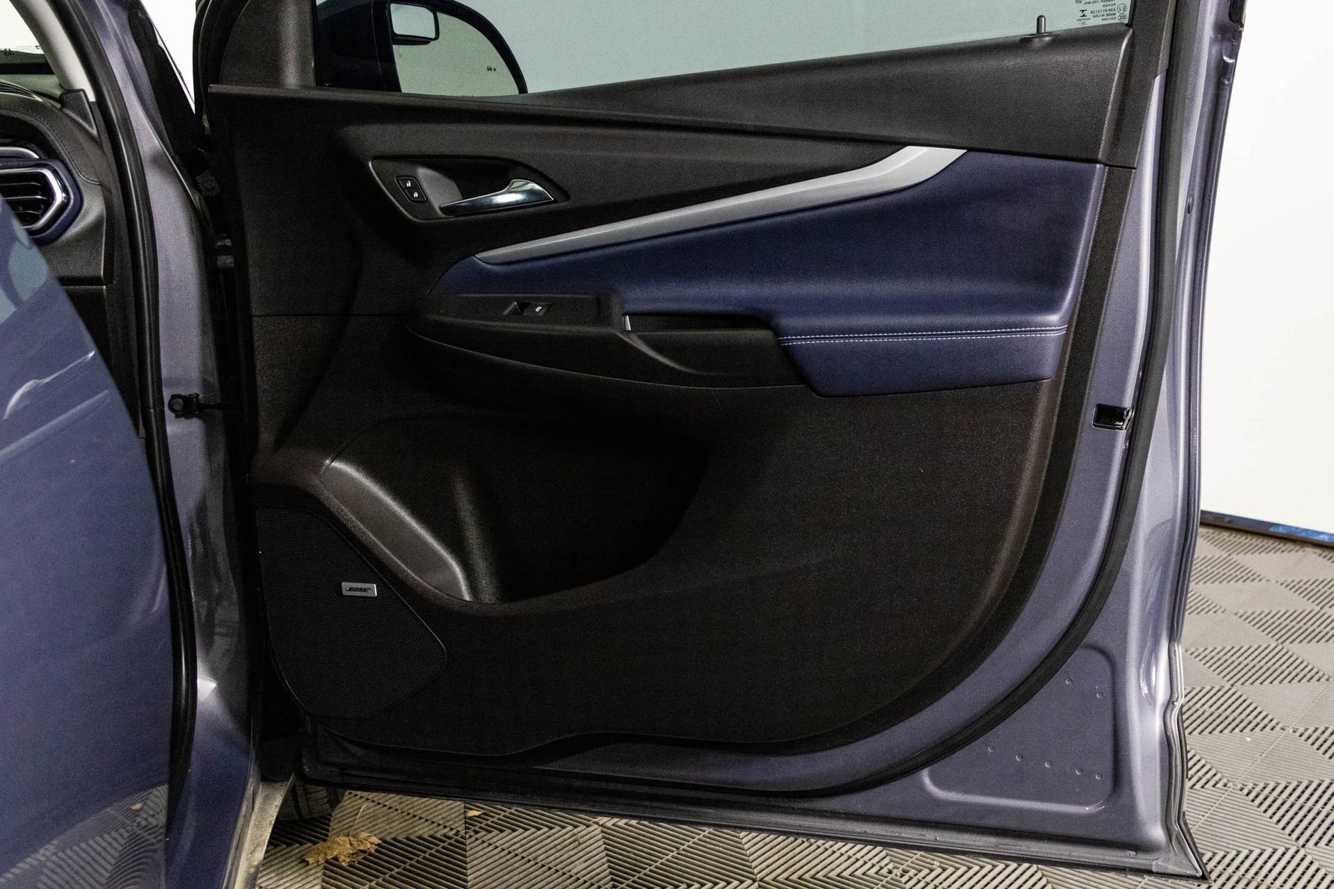 2023 CHEVROLET BOLT EUV - Image 40