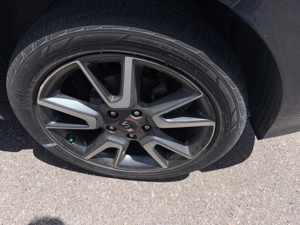 Used 2020 Gray Kia GT-Line image 9