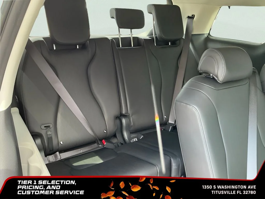 Used 2024 Red Kia EX image 17