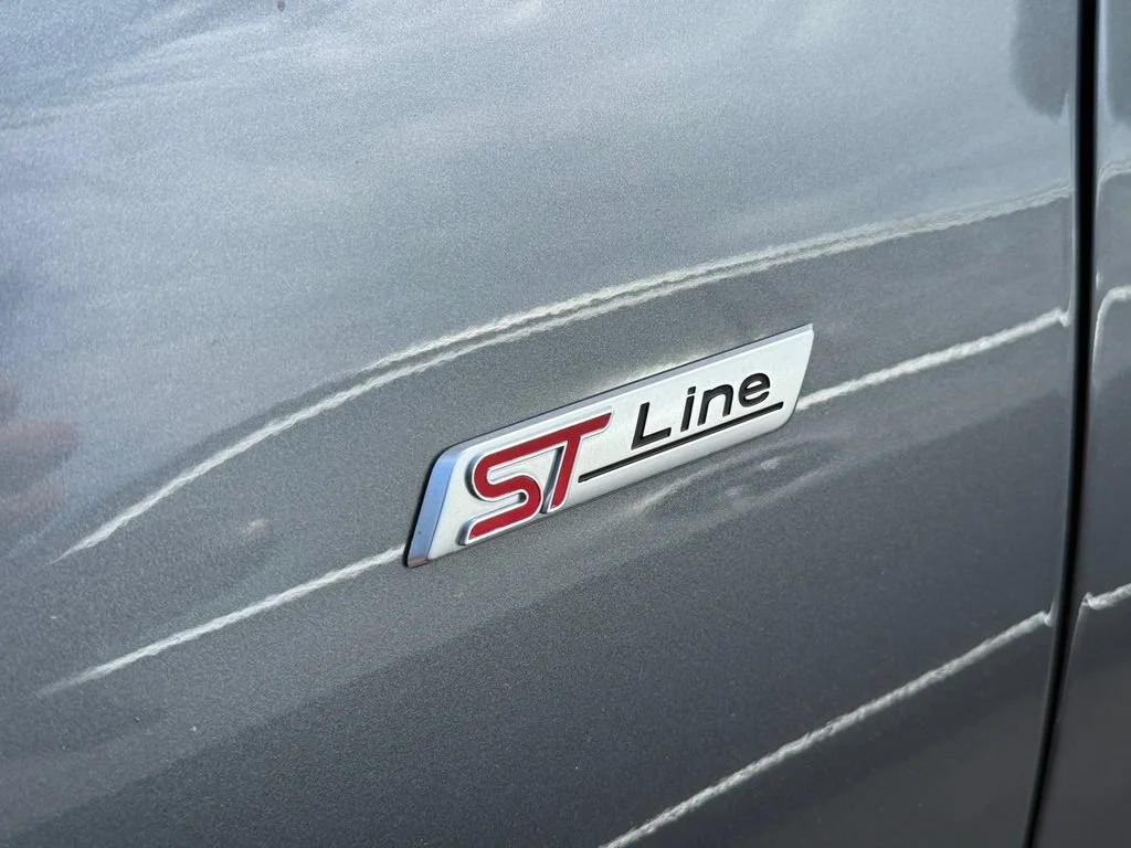 Used 2024 Gray Ford ST-Line image 23