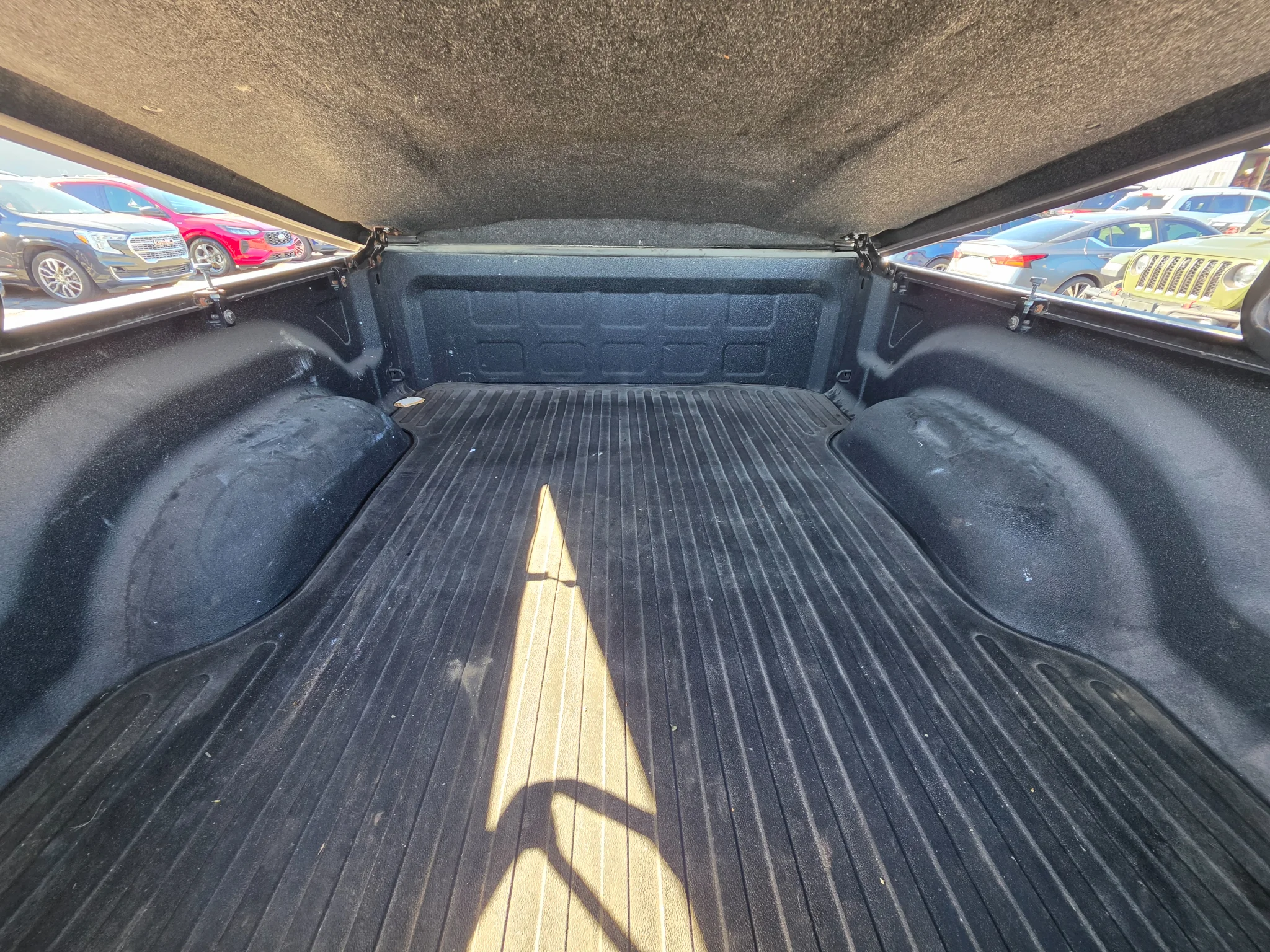Used 2009 Austin Tan Pearlcoat Dodge SLT image 15