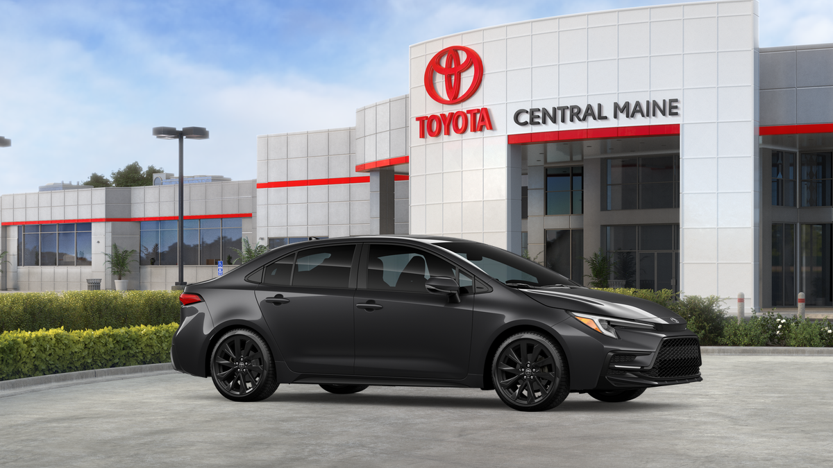 2026 Toyota Corolla XSE - Photo 13