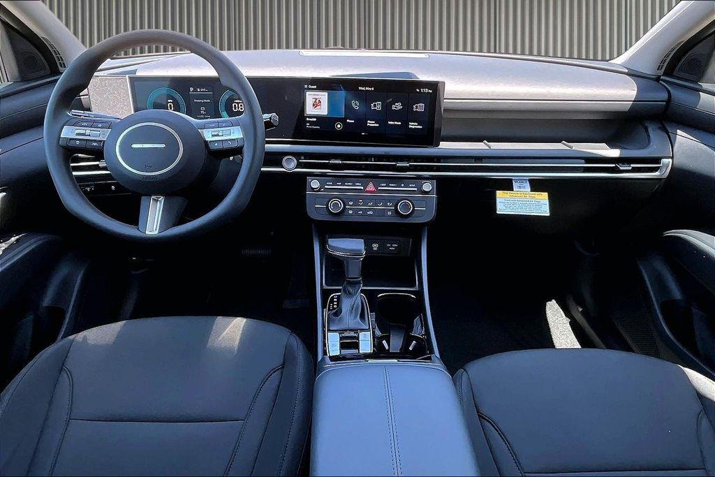 New 2026 White Pearl Hyundai SE image 6