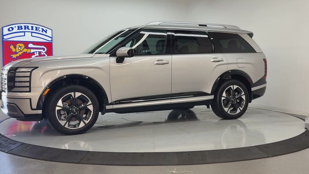 2026 Hyundai Palisade Limited - Photo 8