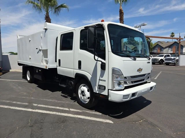 2023 Chevrolet Low Cab Forward 4500 Gas 176" WB Crew Cab's photo