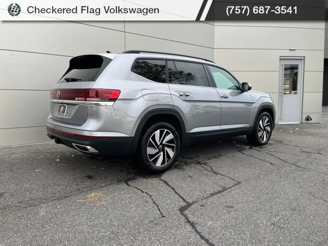 New 2026 Silver Volkswagen 2.0T SE w/Technology image 10