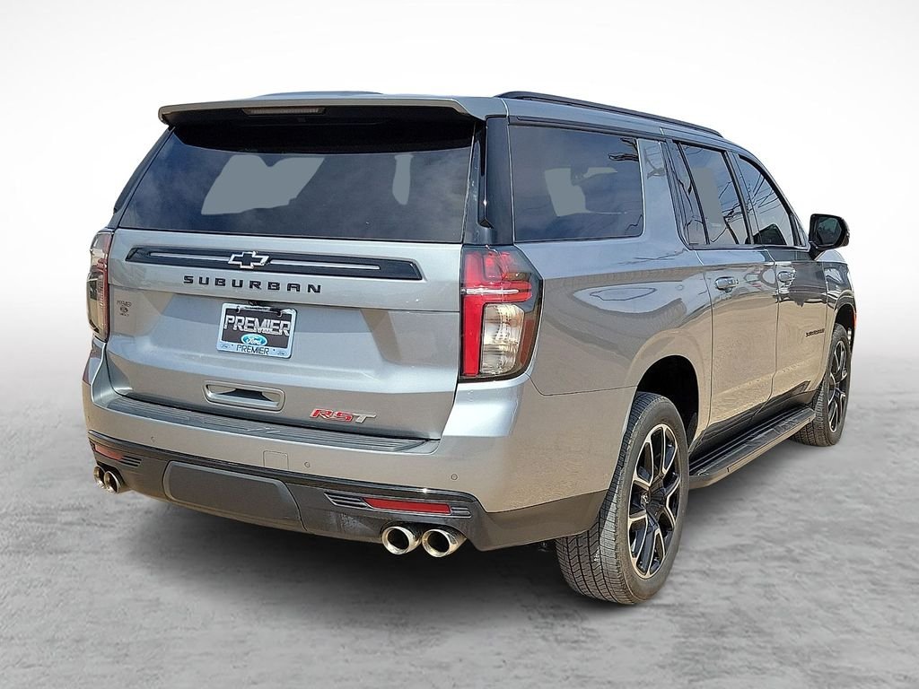 2023 Chevrolet Suburban RST - Photo 10