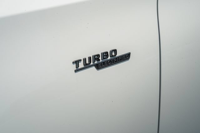 New 2026 Polar White Mercedes-Benz C 43 AMG® image 70