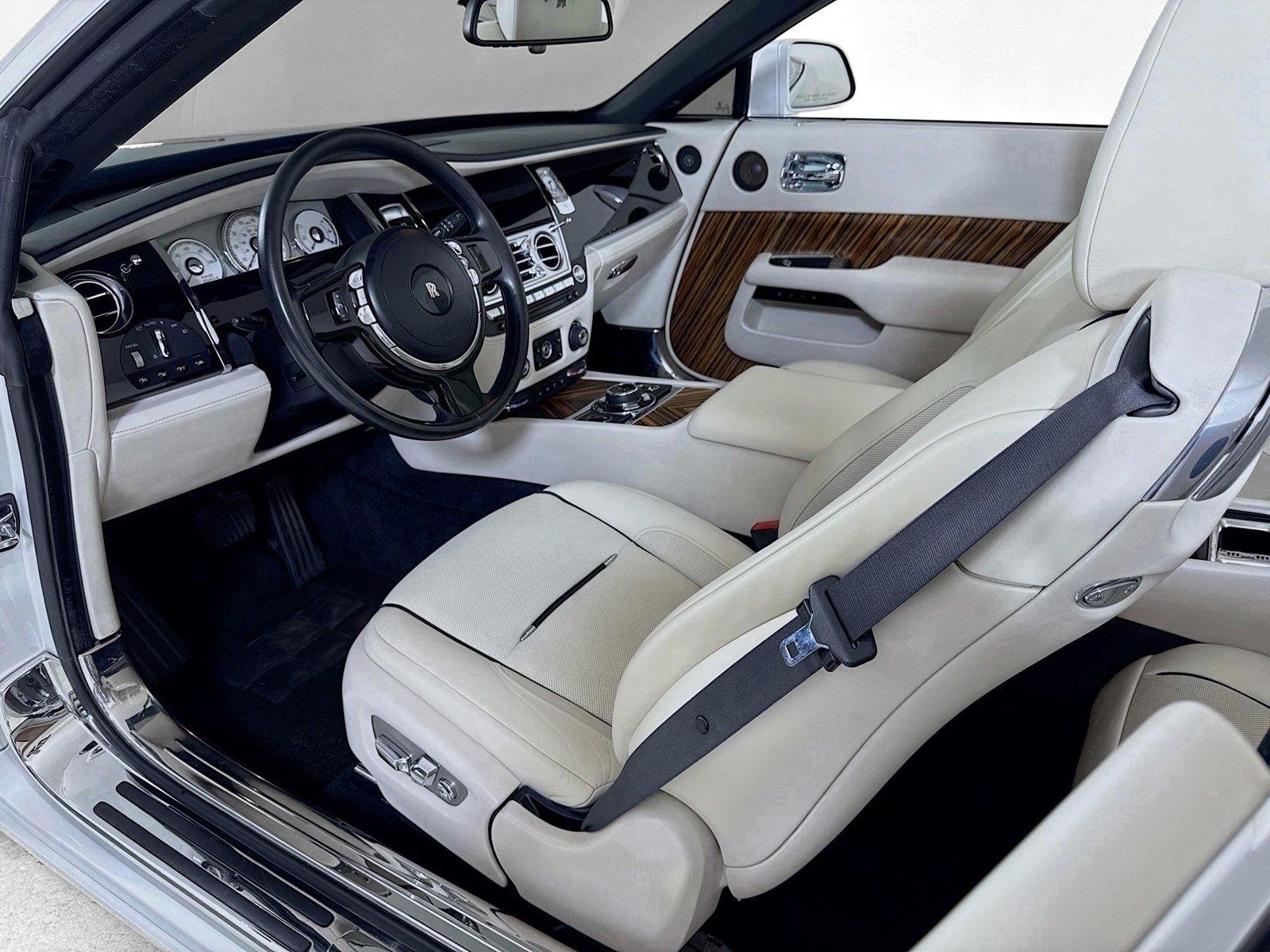 Used 2016 English White Rolls-Royce  image 15