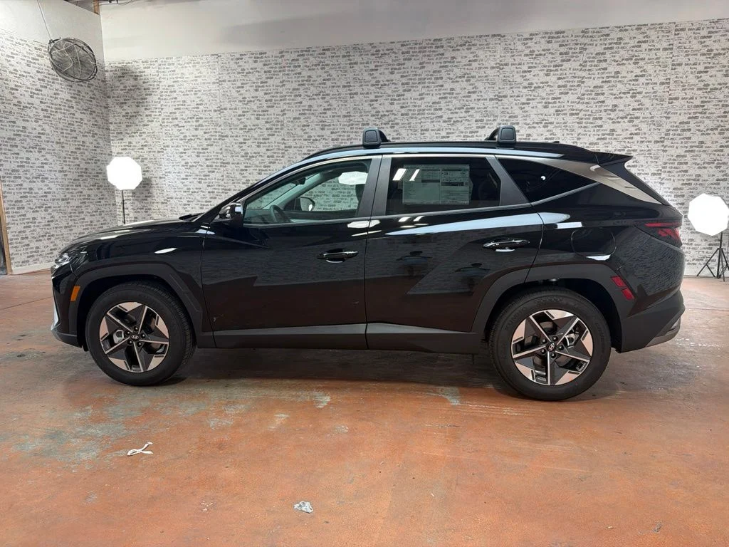 New 2026 Phantom Black Hyundai SEL image 4