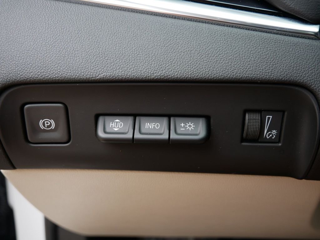 Certified Used 2024 White Buick Avenir image 19