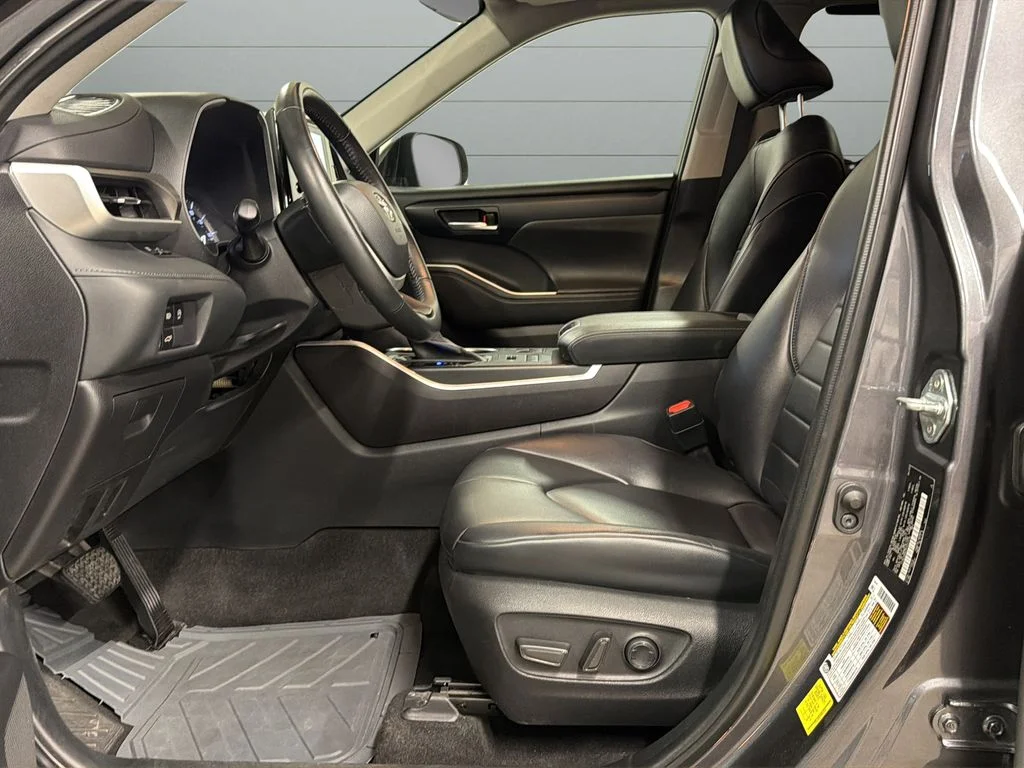 Used 2023 Gray Toyota XLE image 10