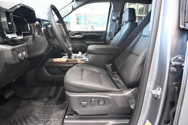 2026 Chevrolet Silverado 1500 LT - Photo 12