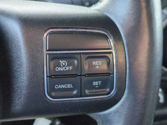 Used 2016 Red Jeep Unlimited Sport image 17
