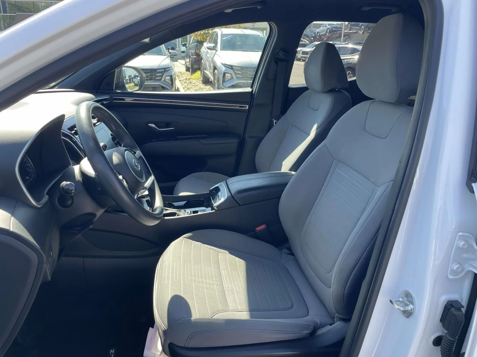 Used 2023 Atlas White Hyundai SEL image 8