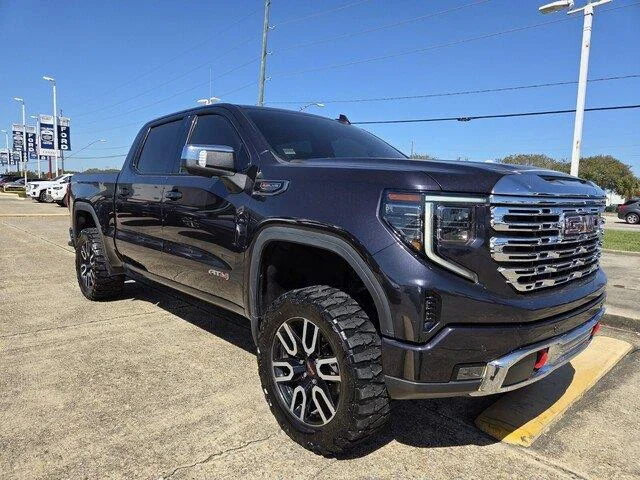Used 2022 Titanium Rush Metallic GMC AT4 image 7