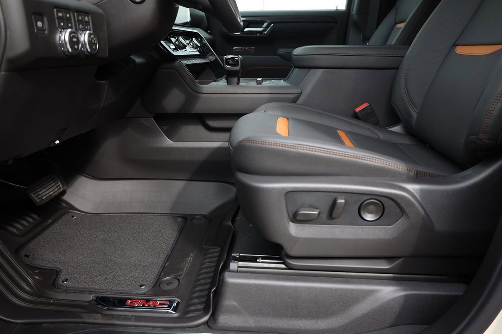 2026 GMC Sierra 1500 AT4 - Photo 11