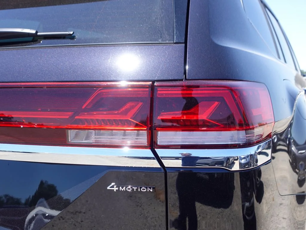 New 2026  Volkswagen SE w/Technology image 8
