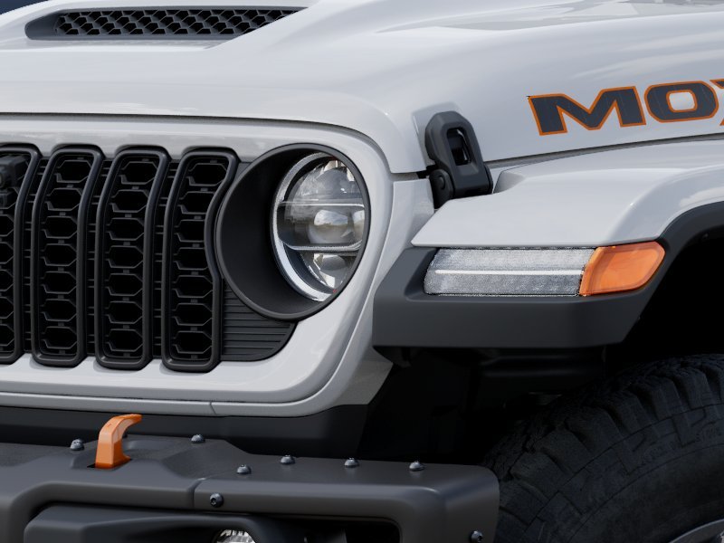 New 2026 Bright White Clear-Coat Exterior Paint Jeep Mojave image 36