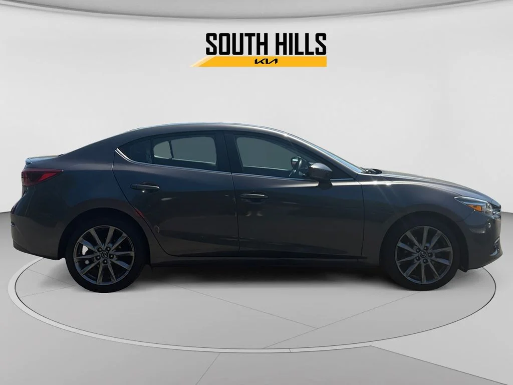 Used 2018 Gray Mazda Grand Touring image 6