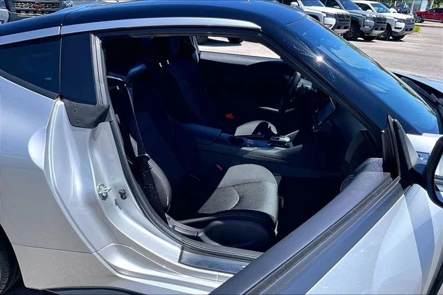 Used 2024 Silver Nissan Sport image 20