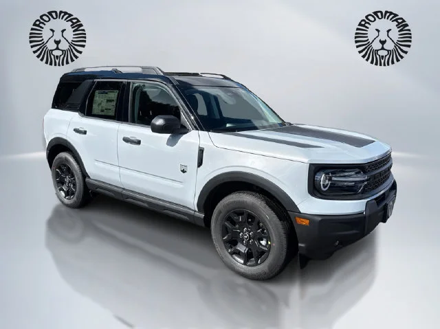 New 2026 Space White Metallic Ford Big Bend® image 3