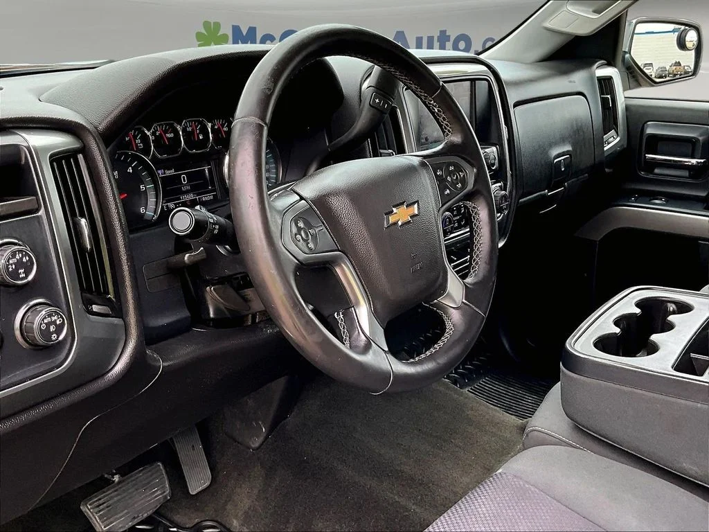 Used 2015 Black Chevrolet LT image 19