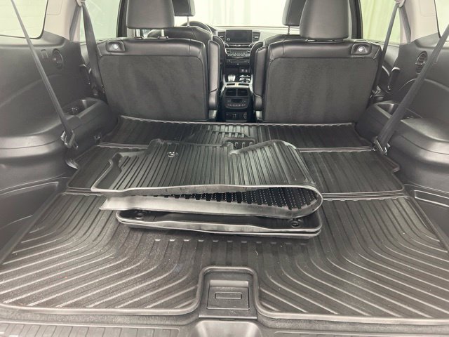 Used 2020 Black Honda Touring image 9
