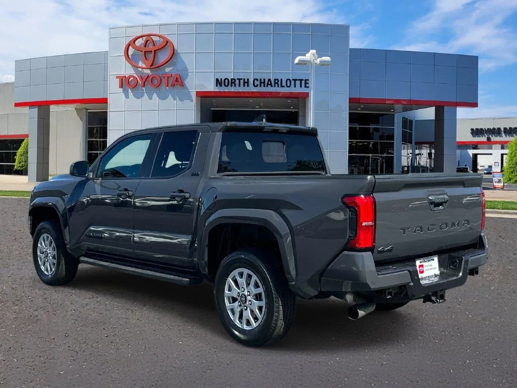 Certified Used 2024  Toyota SR5 image 6