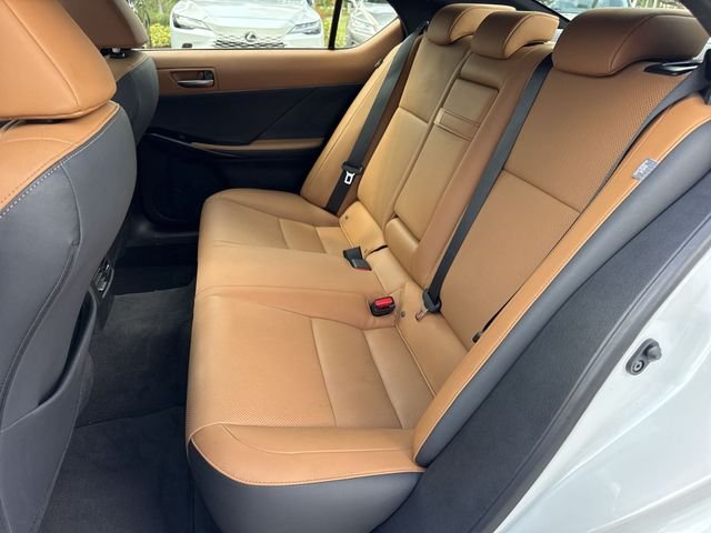 2023 Lexus IS 300 - Photo 23
