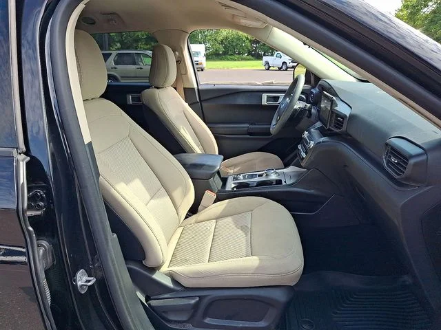 2020 Ford Explorer Base - Photo 25