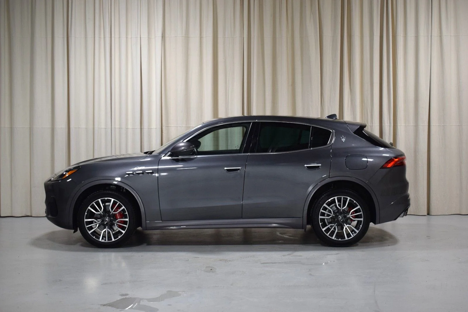 Certified Used 2024 Gray Maserati  image 6