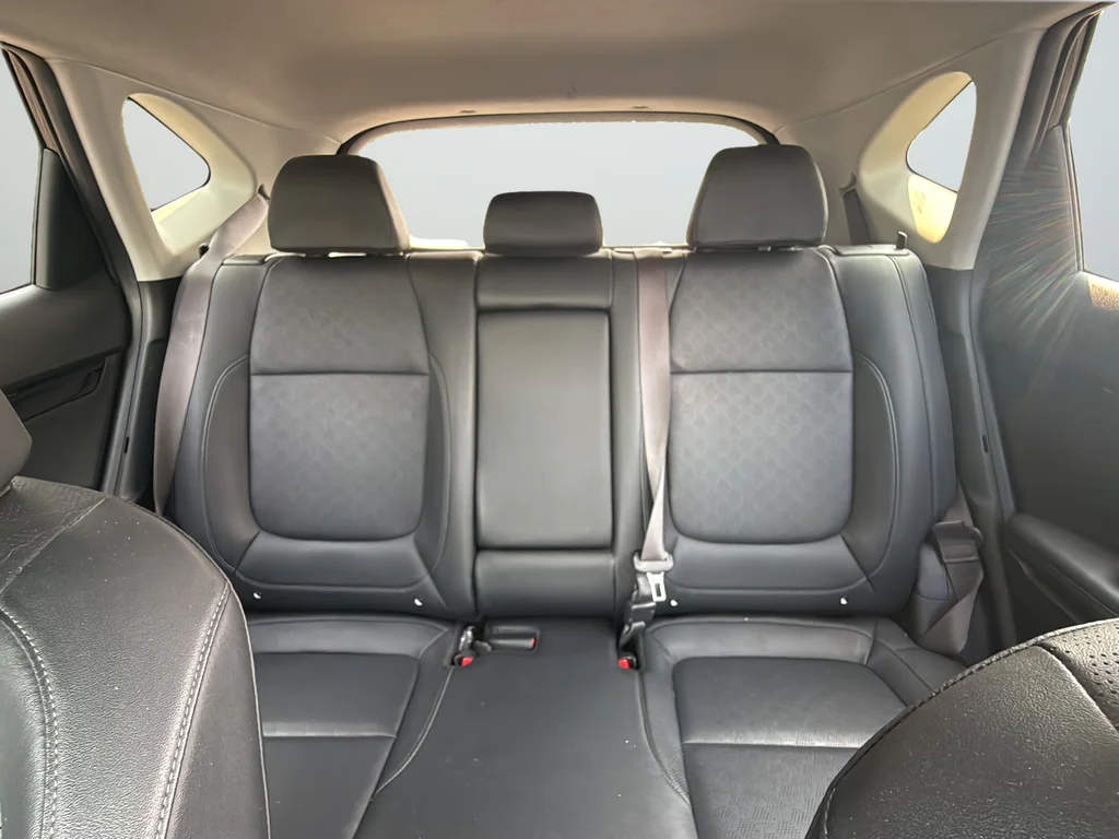 Used 2021 Black Kia SX image 29