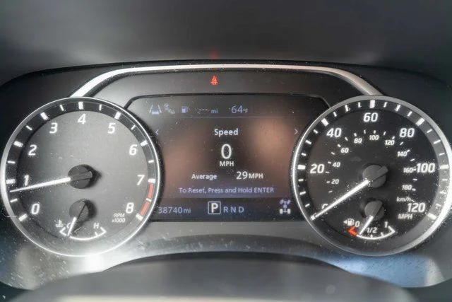 Used 2023 Green Nissan SV image 22
