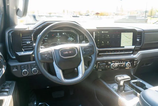 Used 2023 Blue GMC Elevation image 13