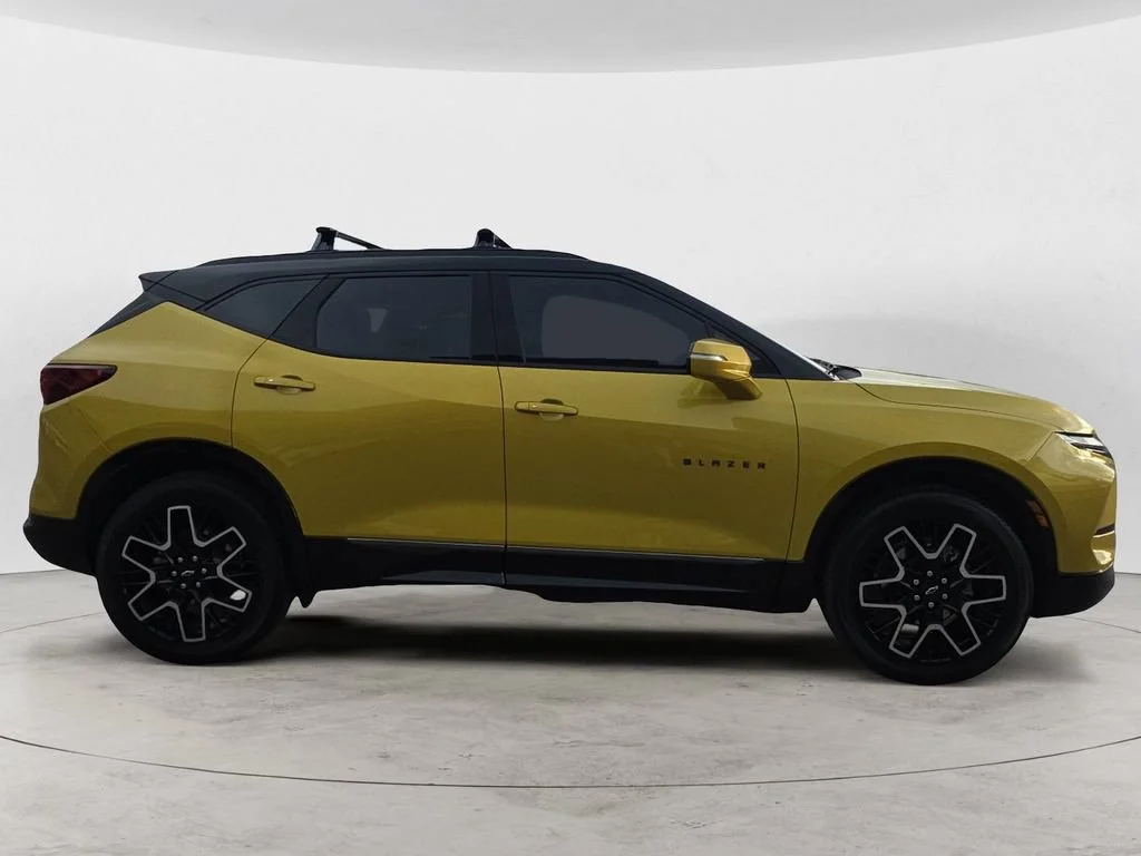 Used 2023 Nitro Yellow Metallic Chevrolet RS image 4