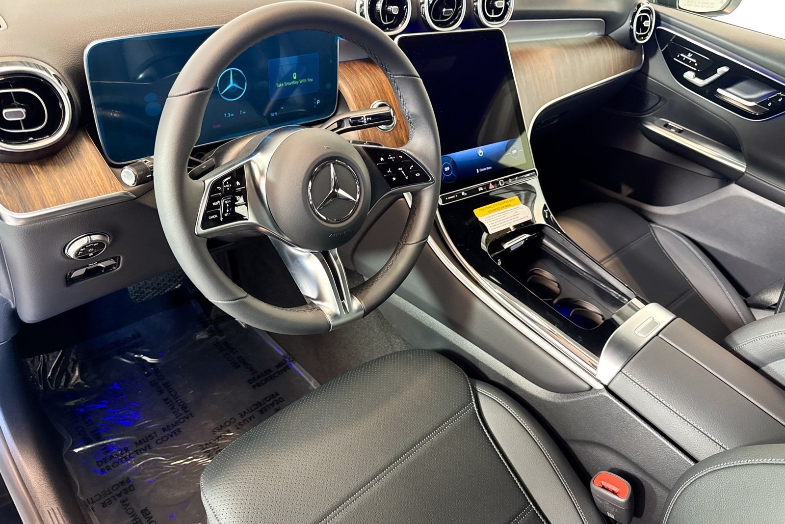 New 2026 Black Mercedes-Benz GLC 300 image 9