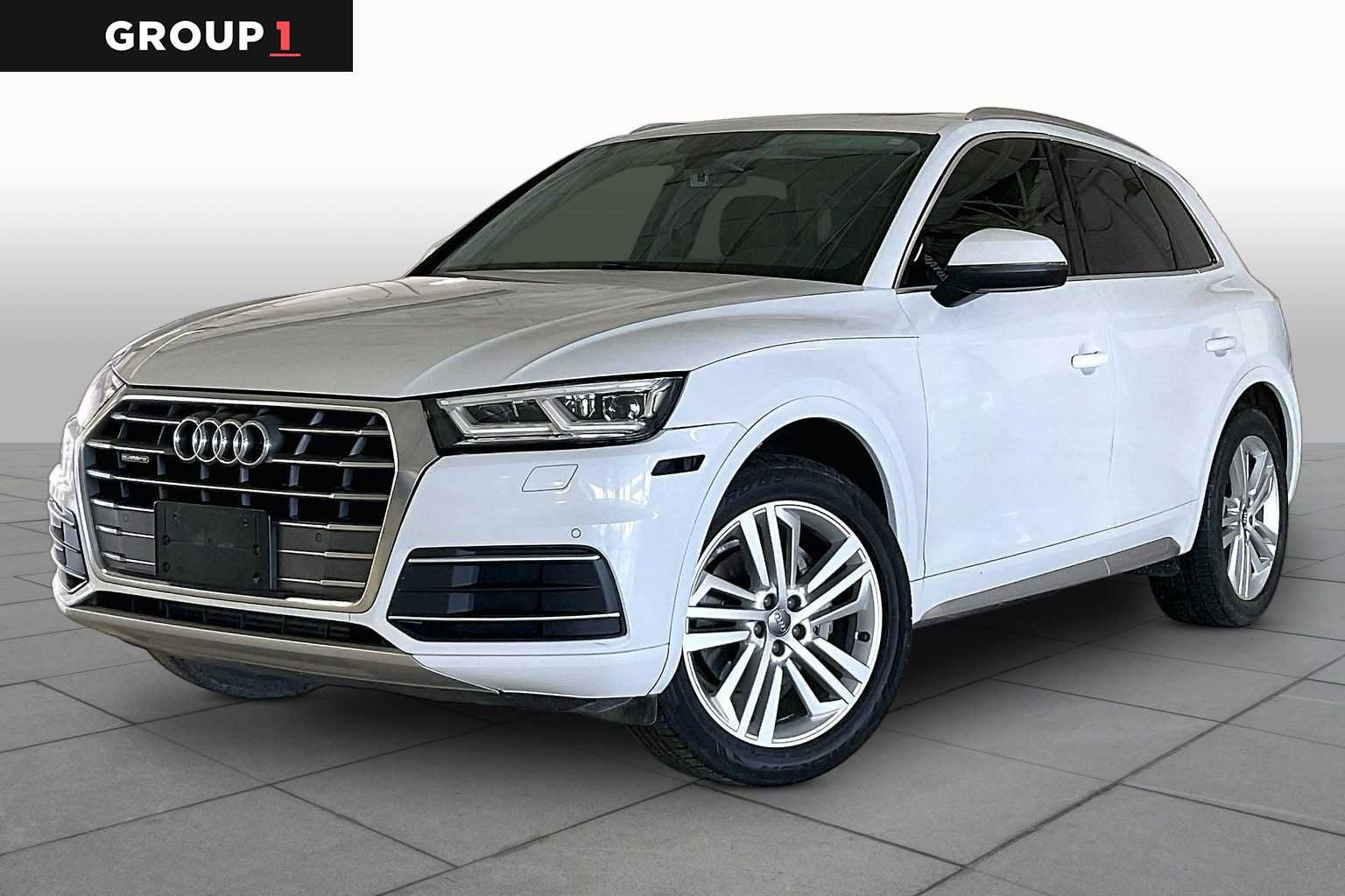 2019 Audi Q5 2.0T quattro S tronic Premium Plus's photo